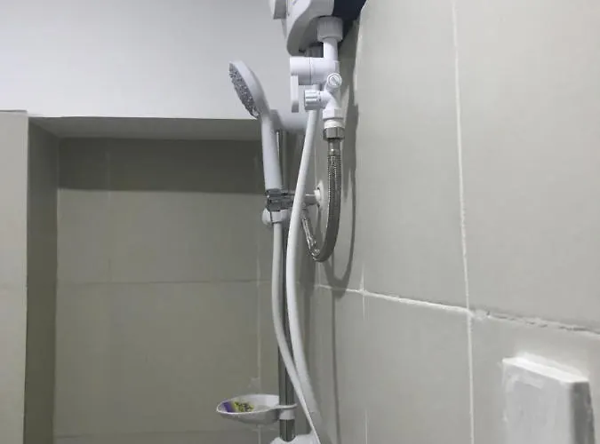 Aparthotel Gerlin And Otchow Eatery Manila